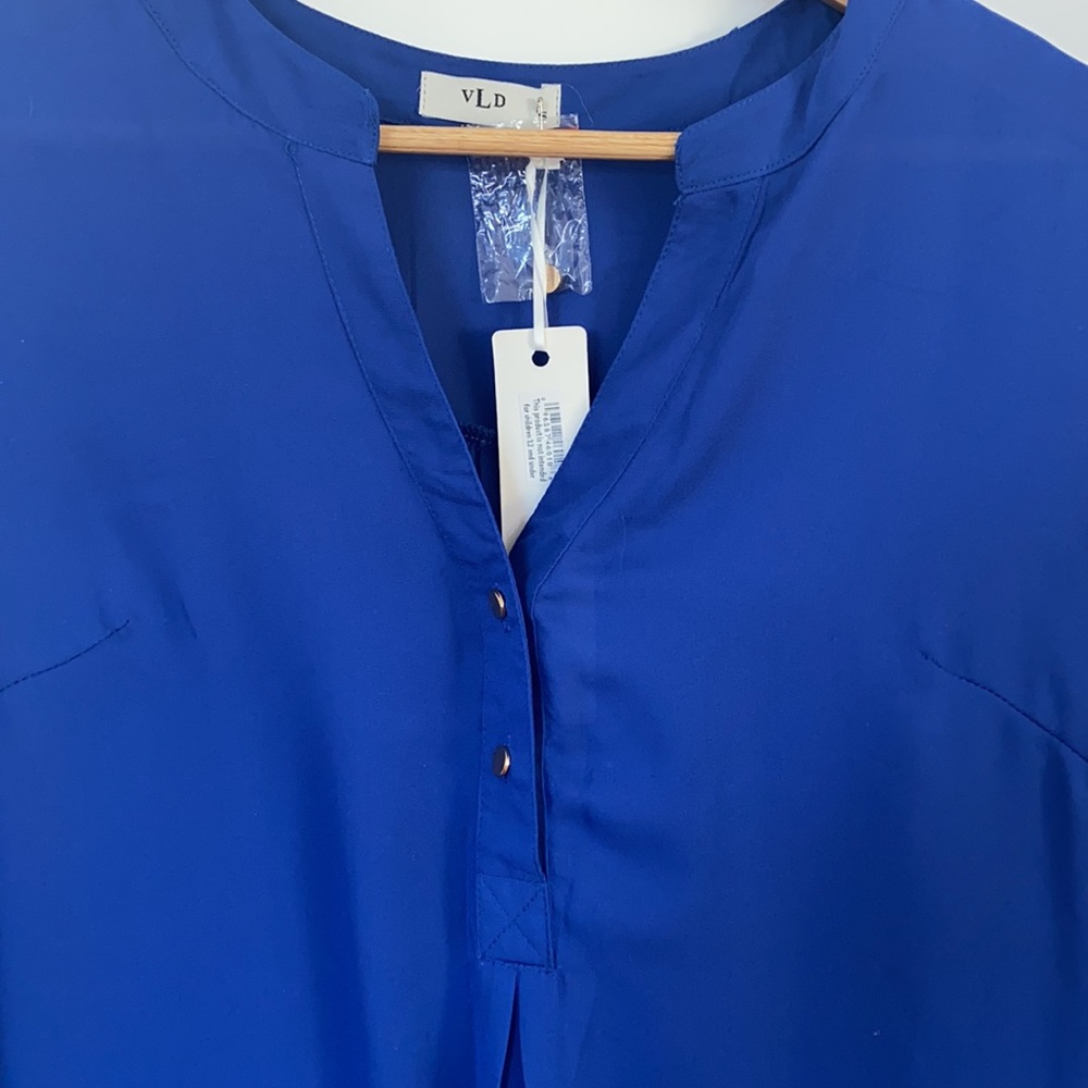 New blouse - Picture 2 of 12